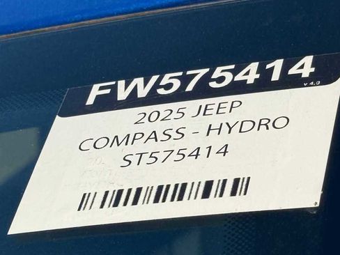 New 2025 Jeep Compass Sport image 33