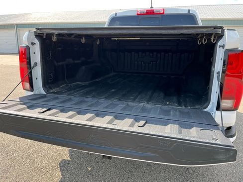 Used 2024 Chevrolet Colorado LT w/ LT Convenience Package III image 11