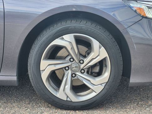 Used 2020 Honda Accord EX image 14