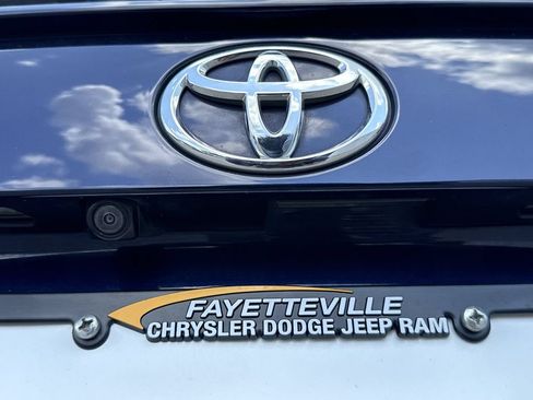 Used 2024 Toyota RAV4 XLE AWD/4WD image 33
