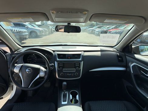 Used 2016 Nissan Altima 2.5 S w/ Power Driver Seat Package FWD image 7