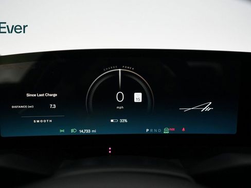 Used 2023 Lucid Air Grand Touring image 25