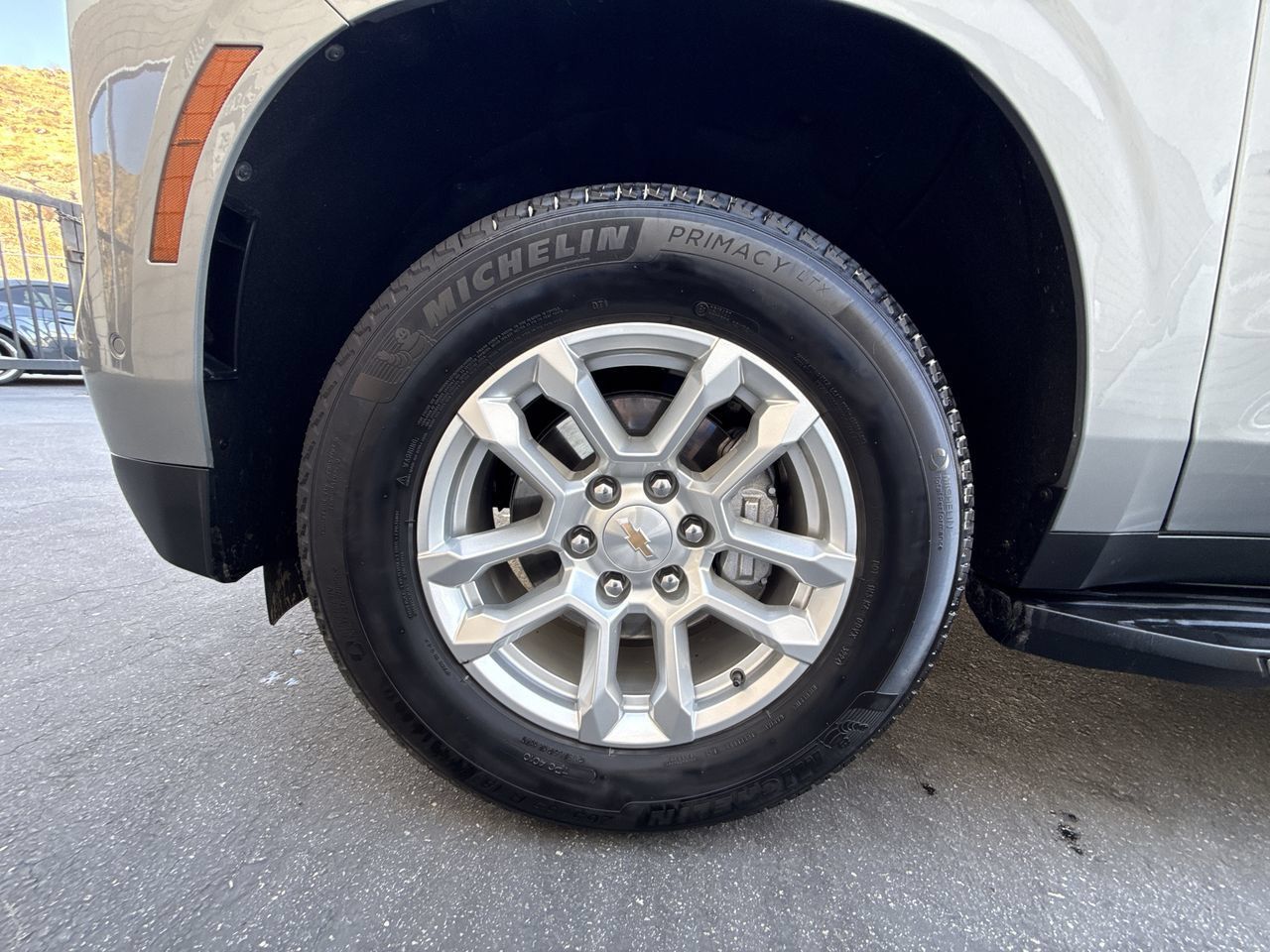Used 2025 Chevrolet Tahoe LT RWD image 33