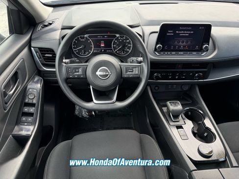 Used 2024 Nissan Rogue S AWD/4WD image 14