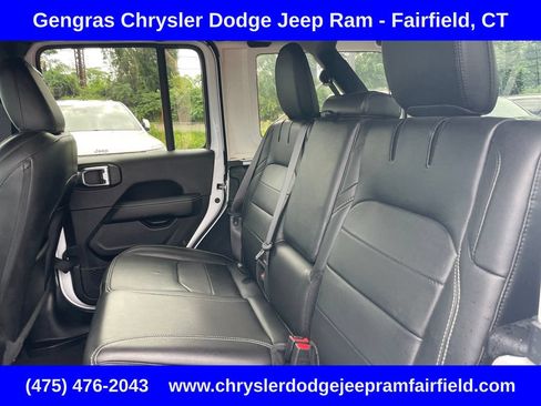 Used 2023 Jeep Wrangler Unlimited Sahara w/ Cold Weather Group AWD/4WD image 40