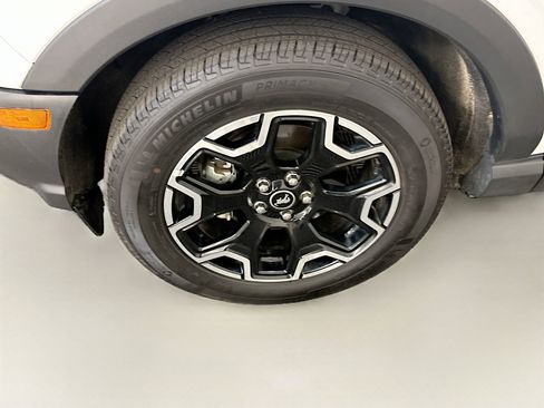 Used 2025 Ford Bronco Sport Outer Banks w/ Outer Banks Tech Package+ AWD/4WD image 11