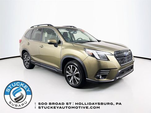 Used 2024 Subaru Forester Limited AWD/4WD image 1