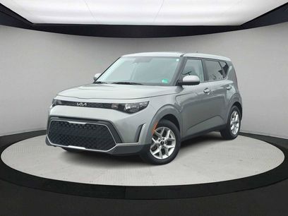 Used 2023 Kia Soul LX w/ Option Group 015