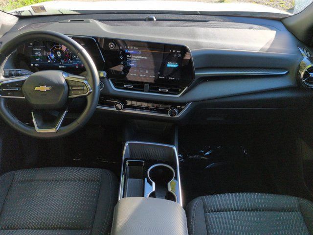 Used 2025 Chevrolet Equinox LT FWD image 14