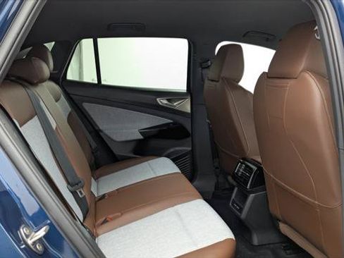 Used 2023 Volkswagen ID.4 Pro RWD image 18