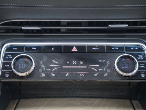 Used 2024 Genesis GV80 3.5T w/ Prestige Package AWD/4WD image 23