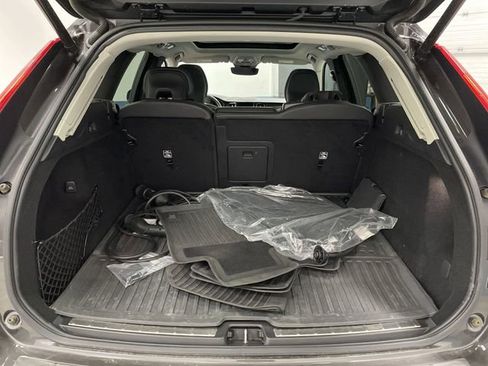 Used 2022 Volvo XC60 T8 Inscription w/ Advanced Package image 15