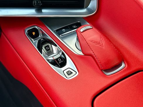 Used 2020 Chevrolet Corvette Stingray Preferred Cpe w/ 2LT Preferred Equipment Group image 17