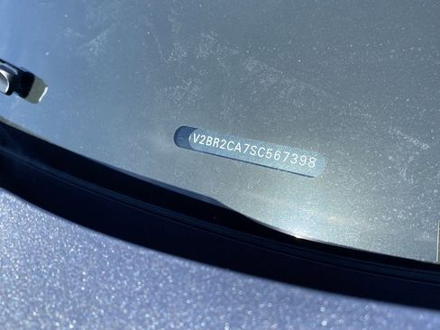 Used 2025 Volkswagen Atlas SEL image 9