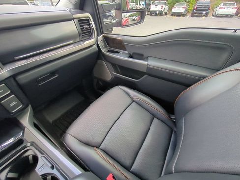 Used 2026 Ford F250 Lariat w/ Lariat Premium Package AWD/4WD image 21