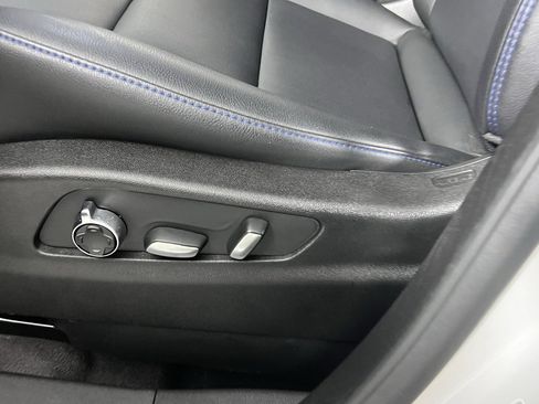 Used 2024 Cadillac XT4 Sport image 24