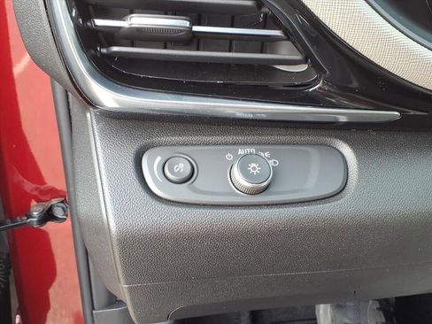 Certified 2024 Buick Envista Avenir image 26