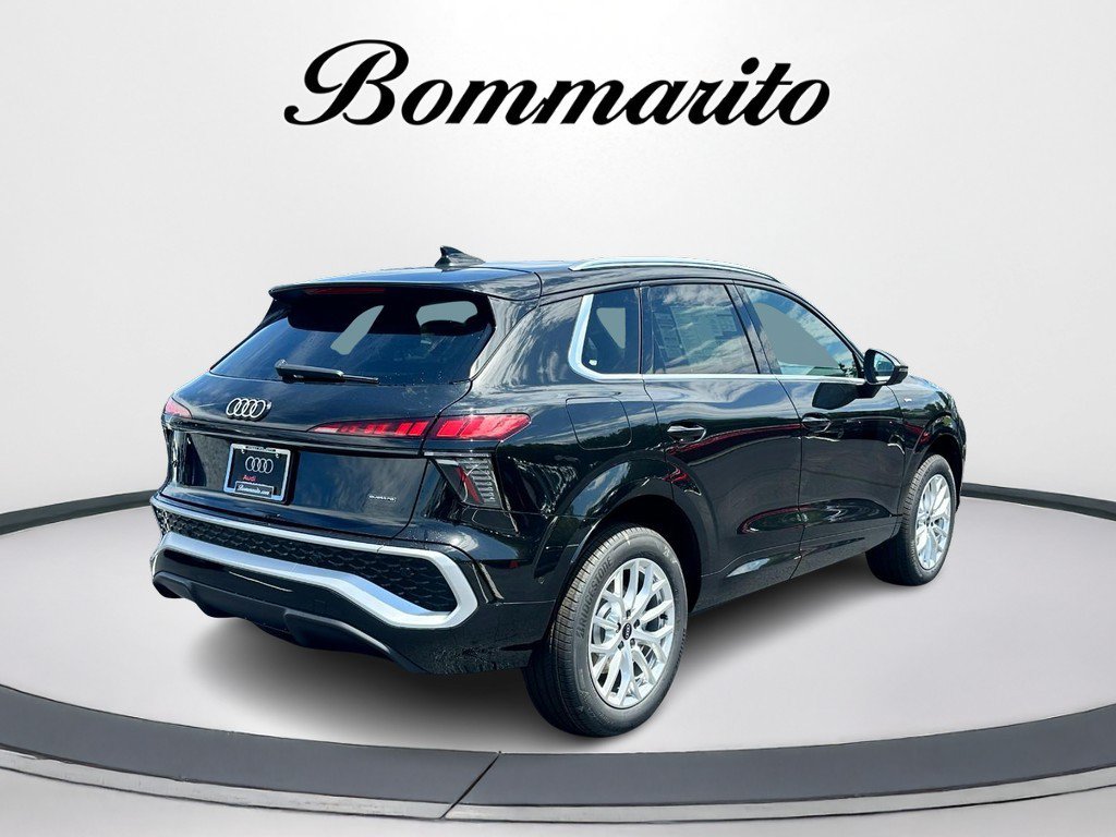 Used 2026 Audi Q3 quattro 2.0T AWD/4WD image 3