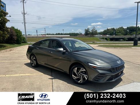 Certified 2026 Hyundai Elantra Limited FWD image 1