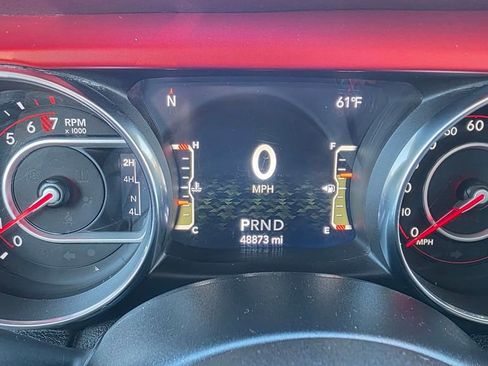 Used 2020 Jeep Gladiator Rubicon w/ Trailer Tow Package image 30