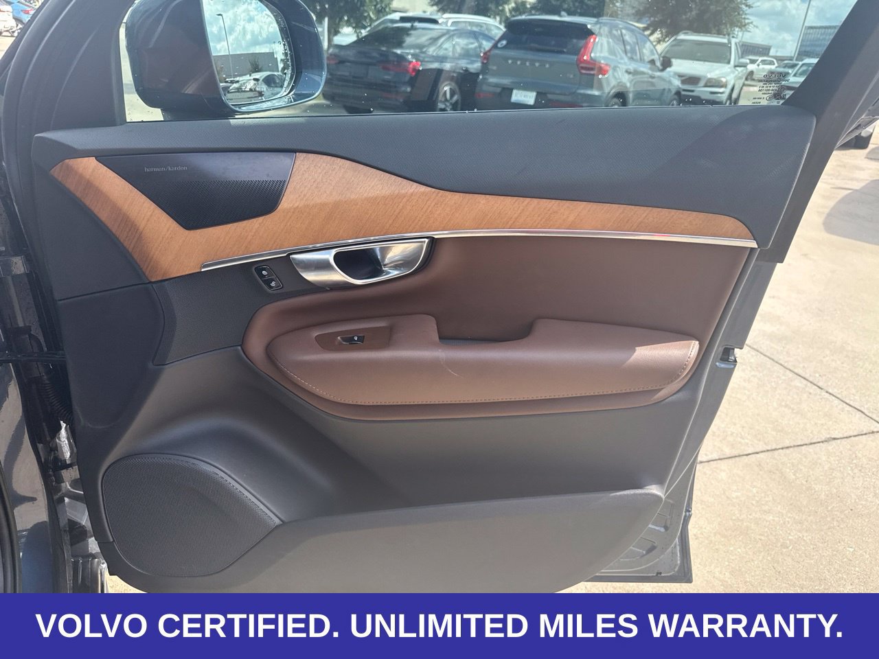 Used 2023 Volvo XC90 B6 Plus w/ Protection Package Premier AWD/4WD image 19