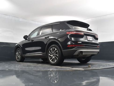 Used 2022 Lincoln Corsair Standard w/ Equipment Group 101A image 43