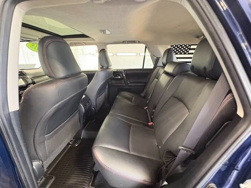 Used 2018 Toyota 4Runner TRD Off-Road Premium AWD/4WD image 20