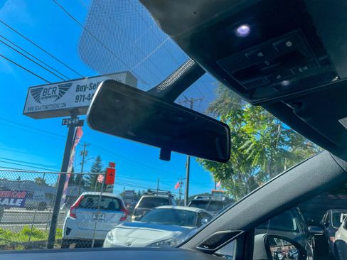 Used 2015 Volkswagen GTI SE image 23