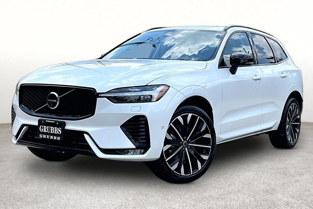 Certified 2026 Volvo XC60 B5 Ultra AWD/4WD image 15