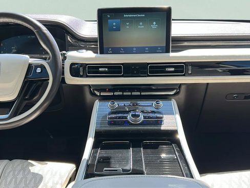 Used 2023 Lincoln Aviator Black Label w/ Class IV Trailer Tow Package image 22