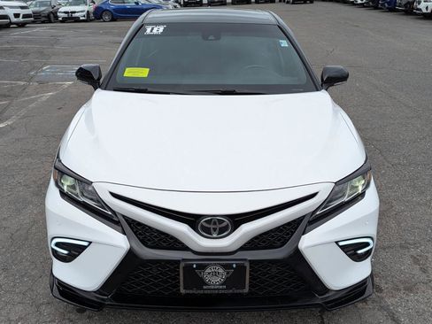 Used 2018 Toyota Camry SE w/ Audio Package FWD image 3