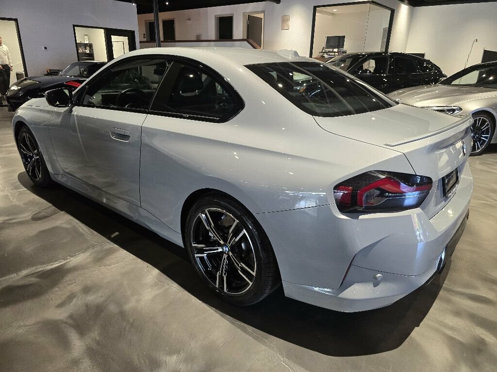 Used 2026 BMW 230i xDrive Coupe AWD/4WD image 7