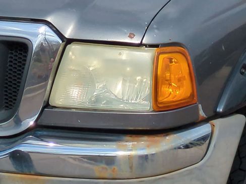 Used 2004 Ford Ranger XLT image 11