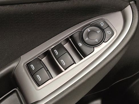 Used 2022 Chevrolet Malibu LT FWD image 27