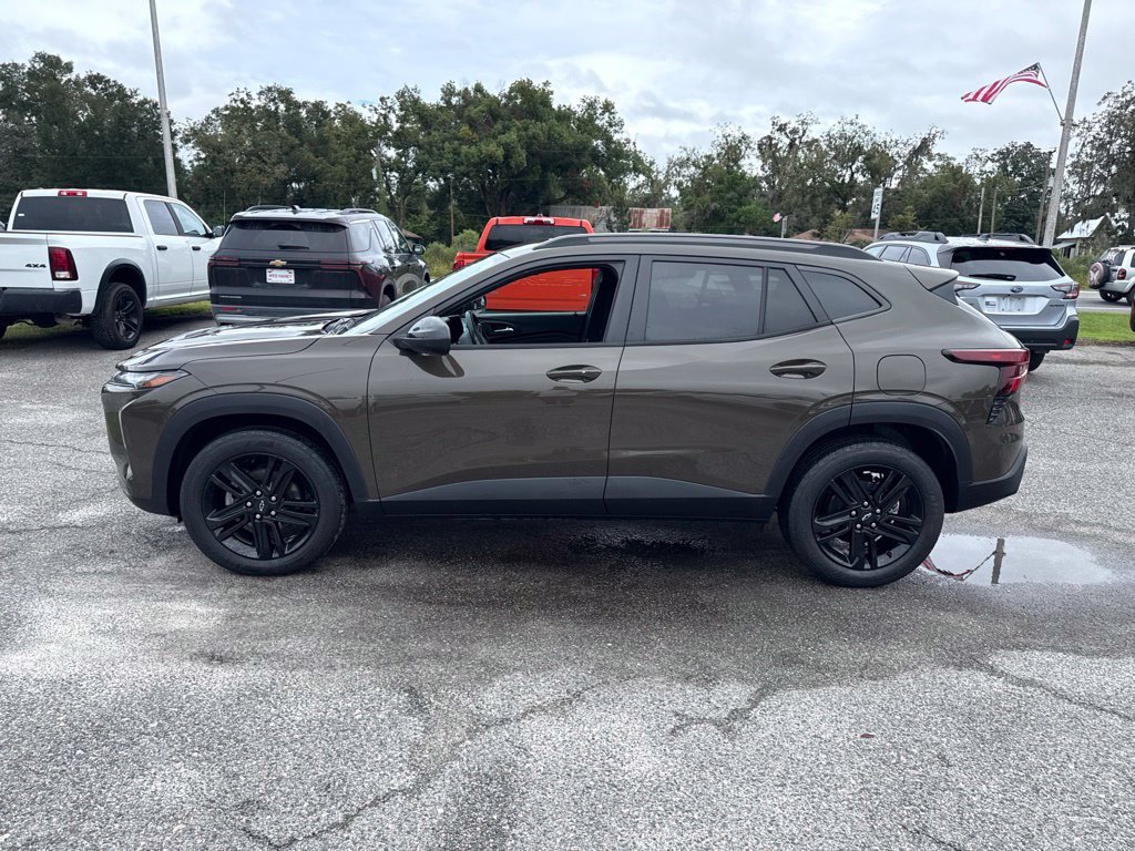 Used 2024 Chevrolet Trax ACTIV w/ Sunroof Package FWD image 7