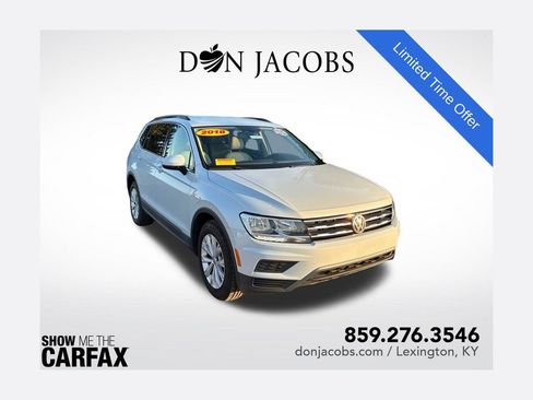 Used 2018 Volkswagen Tiguan SE AWD/4WD image 1