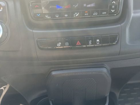 Used 2024 RAM ProMaster 3500 w/ Delivery Van Package FWD image 34