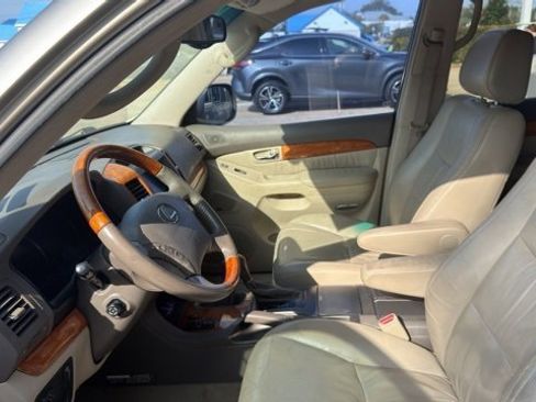 Used 2004 Lexus GX 470 image 12