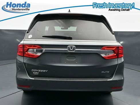 Used 2018 Honda Odyssey Elite image 8