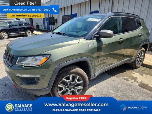 Used 2019 Jeep Compass Trailhawk w/ Cold Weather Group AWD/4WD image 1