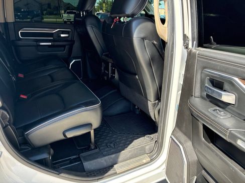 Used 2019 RAM 2500 Laramie AWD/4WD image 14