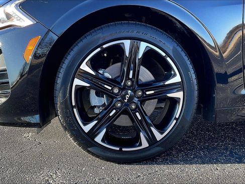 Used 2024 Kia K5 GT-Line w/ GT-Line Premium Package image 9