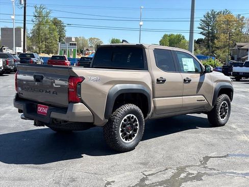 New 2026 Toyota Tacoma TRD Off-Road AWD/4WD image 3