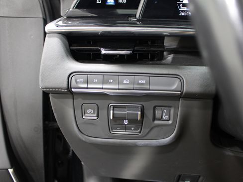 Used 2023 Cadillac Escalade Sport AWD/4WD image 9