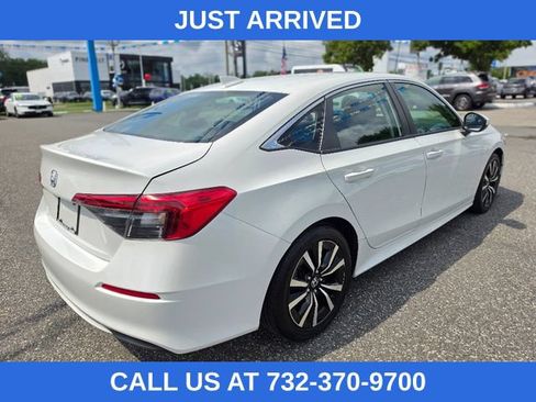 Used 2022 Honda Civic EX image 5
