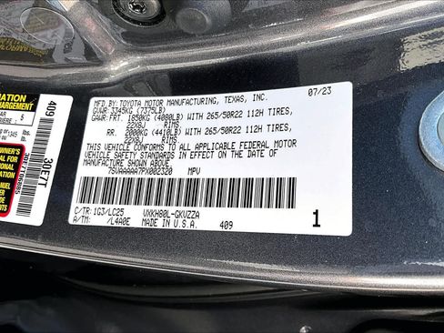 Used 2023 Toyota Sequoia Capstone image 30