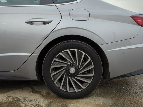 Certified 2023 Hyundai Sonata Limited w/ Cargo Package image 23