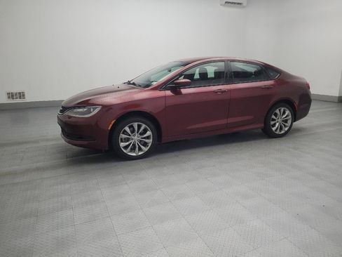 Used 2015 Chrysler 200 S image 2