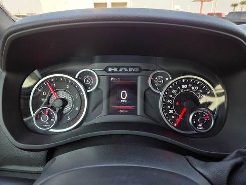 New 2025 RAM 2500 Tradesman AWD/4WD image 34