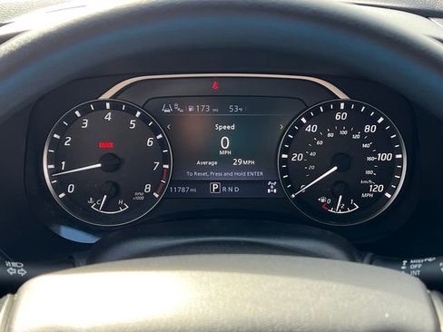 Certified 2023 Nissan Frontier SV w/ Midnight Edition Package image 15